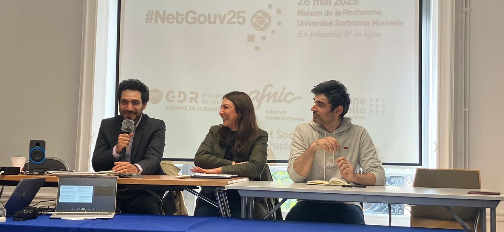 Intervenants souriants