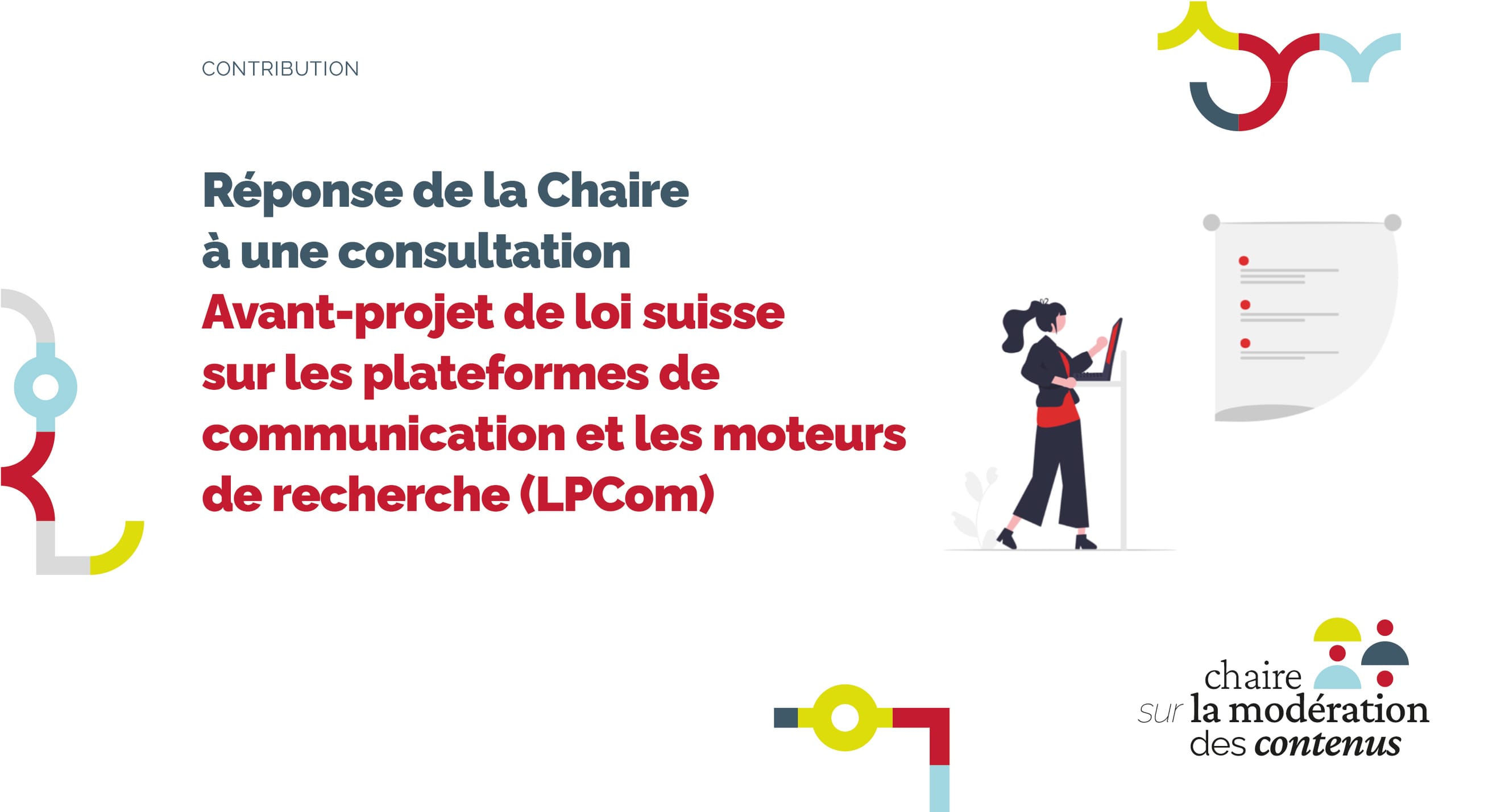 Slide avec le titre et une femme donnant un présentation
